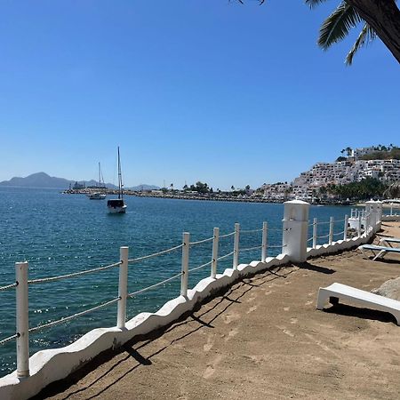 شقة Frente Al Mar, Comodo Y Familiar مانزانيلو المظهر الخارجي الصورة